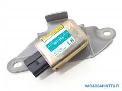 Kuva 1: air-bag etu anturi sensori vasen, Toyota Landcruiser 300 3.0 D-4D 5D J120 -04