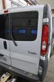 perovi oikea (van) (Lasilla)  Renault Trafic (II) 2009 2.5 dCi 