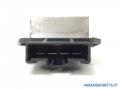 Kuva 3: lmmityslaitteen puhaltimen vastus, Toyota Landcruiser 300 3.0 D-4D 5D J120 -07