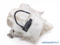 pesusäiliö tuulilasi&valot 1J0955453 Volkswagen Bora 1.6 16V -02