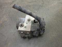 Kuva 1: abs hydraulipumppu, Honda Civic VII