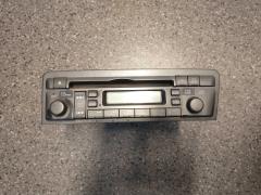 Kuva 1: radio cd dvd, Honda Civic VII