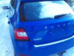 Kuva 1: takaluukku, Skoda Fabia 1.0 TSI