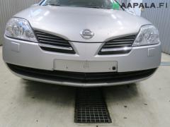 Kuva 1: puskuri etu, Nissan Primera P12 1.6i 16V 5 HB