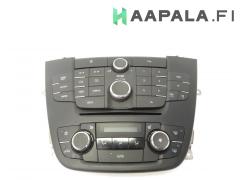 Kuva 1: lmpstimet + radion kyttpaneeli, Opel Insignia A 2.0 CDTi 5 HB