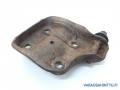 takaiskunvaimentimen kiinnike 48046-35170 Toyota Hilux 2.5 D-4D  4x4 -03