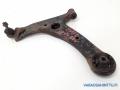 alatukivarsi etu vasen 48069-13010 Toyota Corolla Verso -04 1,6i