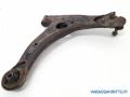 alatukivarsi etu vasen 48069-13010 Toyota Corolla Verso -04 1,6i