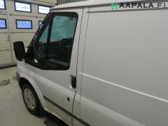 Kuva 1: vasen etuovi, Ford Transit 2.2 TDCi 300S Low Van (etuveto)