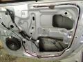 oikea etuovi  Toyota Avensis Verso 2.0 -01 ACM20L-ARMDKW