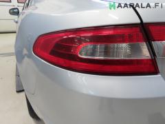 Kuva 1: takavalo vasen, Jaguar XF 2.7D Sed