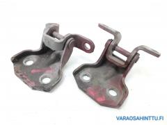 Kuva 1: oven saranat vasen etu, Subaru Forester 2,0-SG5-4X4 253 -05