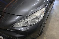 Kuva 1: ajovalo vasen, Peugeot 207 2008 1.6 Bensa