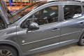 vasen etuovi  Peugeot 207 2008 1.6 Bensa