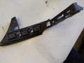 takapuskurin kiinnike muovi vasen 1T0807375C Volkswagen Touran 1.4 TSI Trend -07