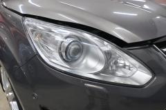 Kuva 1: ajovalo oikea (Xenon), Ford GRAND C-MAX 2012 2.0 diesel