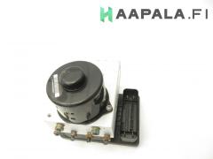 Kuva 1: abs hydraulikoneisto, Mercedes-Benz ML (W164) 320 CDi