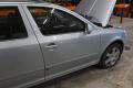 oikea etuovi  Skoda Octavia 2009 II Combi (1Z5) 2.0 TDI 16V 