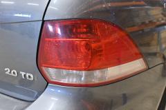 Kuva 1: takavalo oikea, Volkswagen Golf V Variant (1K5) 2.0 TDI 16V