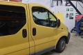 Kuva 1: oikea etuovi, Opel Vivaro A Umpikori (X83) 1.9 DI (F7)