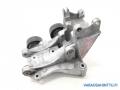 laturin kiinnike  Citroen Berlingo 2,0HDI -00 