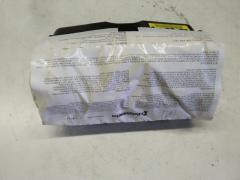 Kuva 1: air-bag matkustajan turvatyyny, Opel Corsa 1.2 3D -07 hatchback