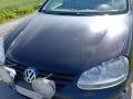 Kuva 1: konepelti, Volkswagen Golf V 2.0 TDI 5ov. HB -05