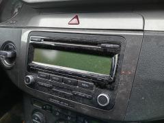 Kuva 1: radio cd dvd, Volkswagen Passat 1.9 TDI farm. -09