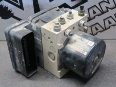 Kuva 1: abs hydraulikoneisto, Volkswagen Caddy 11-15