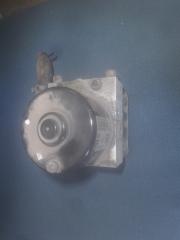 Kuva 1: abs hydraulipumppu, Opel Astra H 04-09