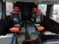 Kuva 3: sisusta, Volkswagen Crafter 2.0 TDi 4Motion Bussi