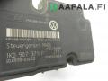 Kuva 3: abs hydraulikoneisto, Volkswagen Golf V 1.6i 8V 3 HB