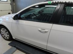 Kuva 1: vasen etuovi, Volkswagen Passat (B7) 1.6 TDi Farm