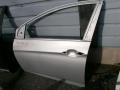 vasen etuovi  Hyundai i40