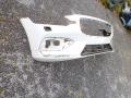 puskuri etu  Volvo V60 19->>