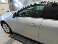 Kuva 1: vasen etuovi, Opel Insignia A 2.0 CDTi 5 HB