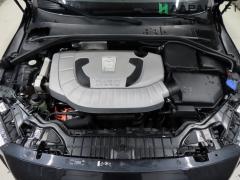 Kuva 1: moottori diesel, Volvo V60 2.4 D6 Plug in Hybrid AWD