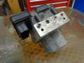 abs hydraulikoneisto 1037797-00-D Tesla Model S 75 D -18 