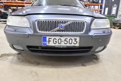 Kuva 1: puskuri etu, VOLVO V70 (II) 2.4D 2005