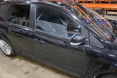 Kuva 1: oikea etuovi, Ford Focus facelift farmari 1.8 Duratorq -09