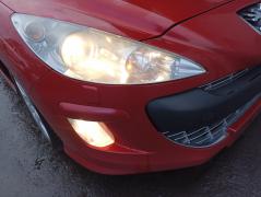 Kuva 1: ajovalo oikea, Peugeot 308 1.6 HDi