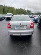 Kuva 1: takaluukku, Skoda Octavia