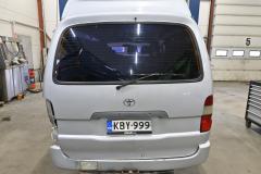 Kuva 1: takaluukku, Toyota Hiace 95-05 D4D 100 40V PITK