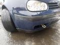 Kuva 2: puskuri etu, Volkswagen Golf IV 1.4 16V AHW