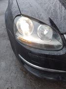 Kuva 1: ajovalo oikea XENON, Volkswagen Golf V 1.9 TDI BXE