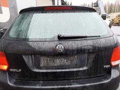 Kuva 1: takaluukku, Volkswagen Golf V 1.9 TDI BXE