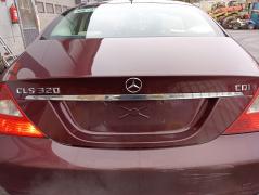 Kuva 1: takaluukku, Mercedes-Benz CLS (W219) 320 CDI