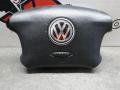 air-bag kuljettajan turvatyyny  Volkswagen Golf 1.6i 8v 5d hb 