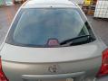 takaluukku alkuperäinen Toyota Avensis 1.8 VVT-I