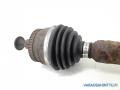 vetoakseli etu oikea  Volkswagen Passat SYNCRO 2.3-3B-4X4/270  sedan -99